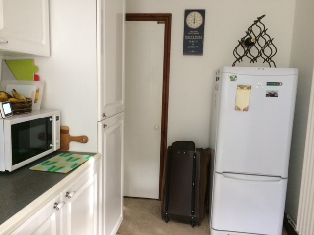 dated layout and kitchen