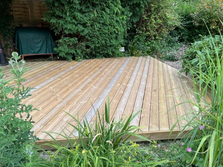 expert decking fitters halesowen - decking-worcester